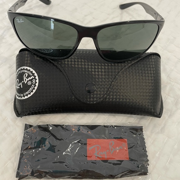 Black RAYBAN Liteforce Men’s Sunglasses